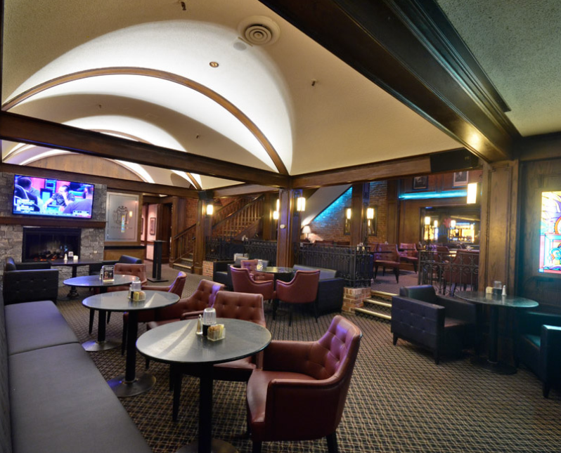 Party Catering Winnipeg - Intimate Dining - Bailey's Restaurant & Lounge